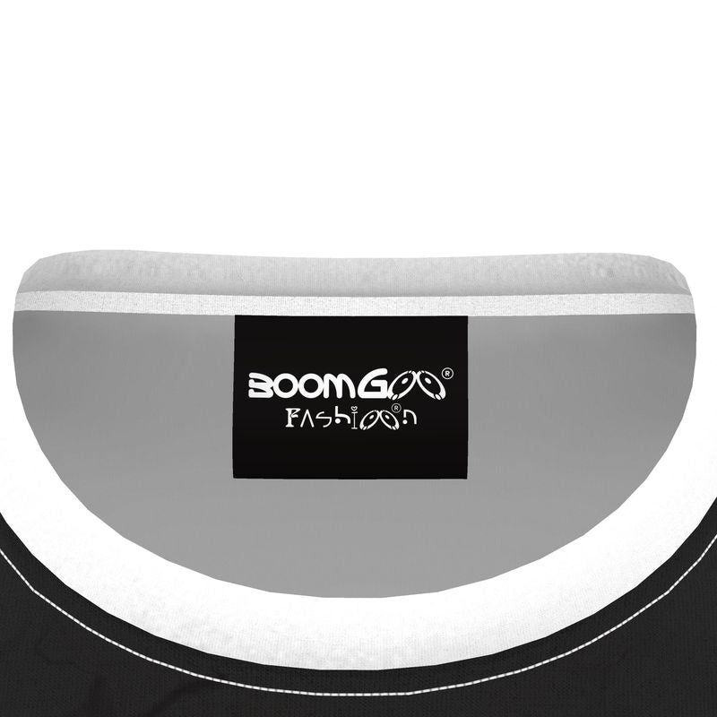 BoomGoo® T-shirt (unisex) "Dolphin vs Shark" II 2b black