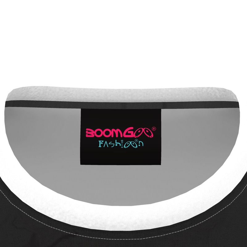 BoomGoo® T-shirt (unisex) "Dolphin vs Shark" II 4b black